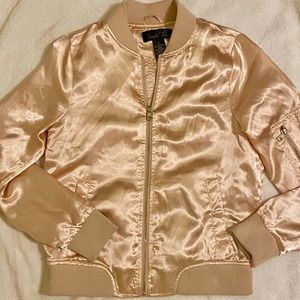 Like new pink satin Brandon Thomas jacket size sm!